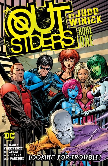 OUTSIDERS BY JUDD WINICK TP BOOK 01
